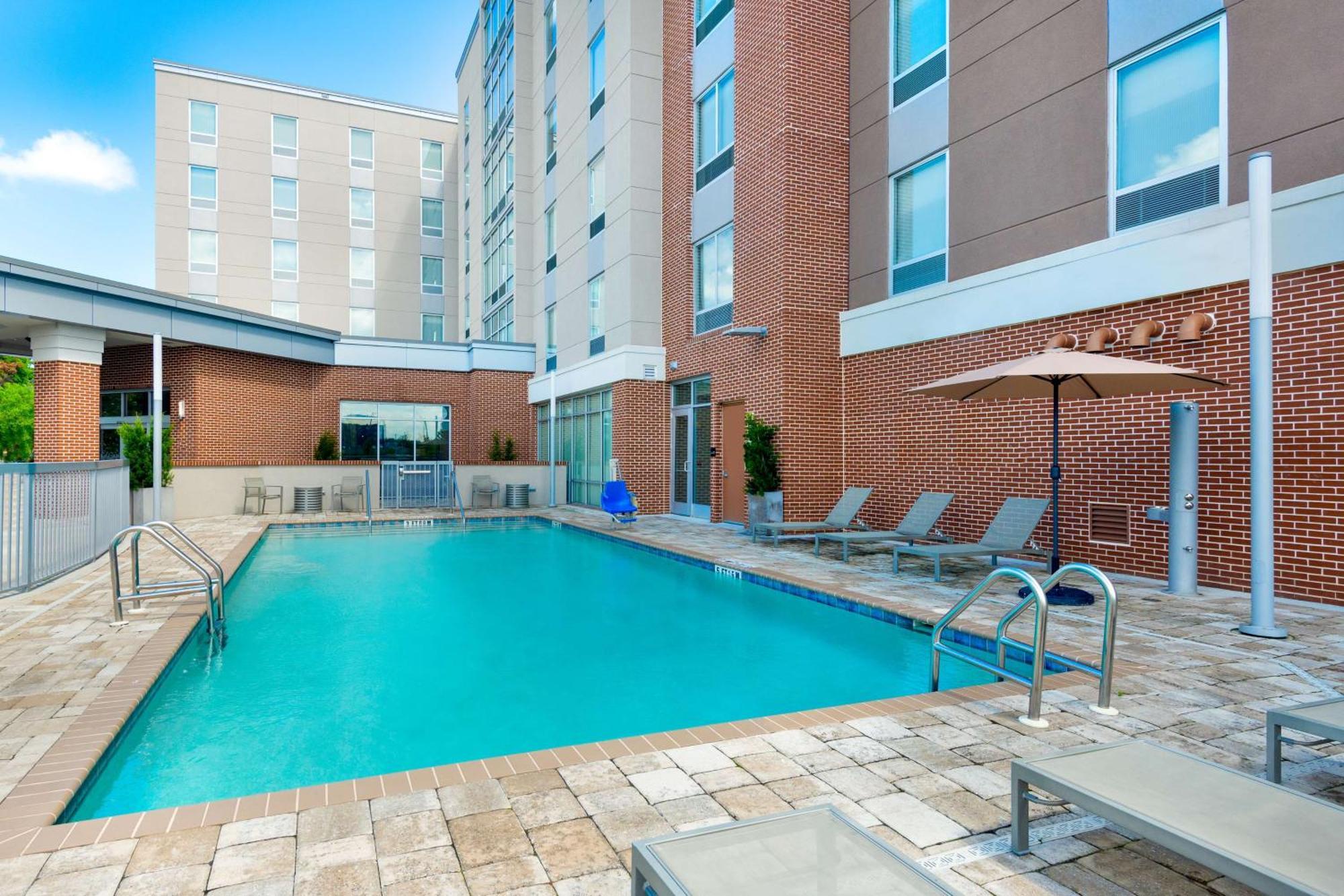 Hampton Inn & Suites Tallahassee Capitol-University Exteriör bild